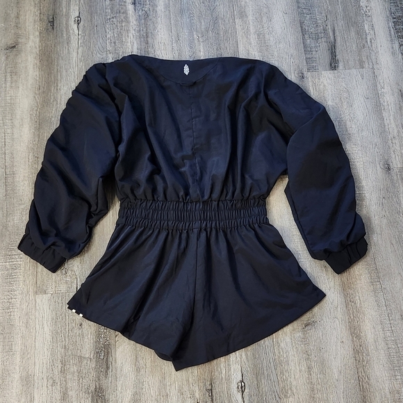 Free People Movement Rory Romper Black Tracksuit Shorts Long sleeves - Picture 6 of 11